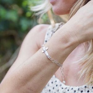 Lisa Leonard cross of faith bracelet